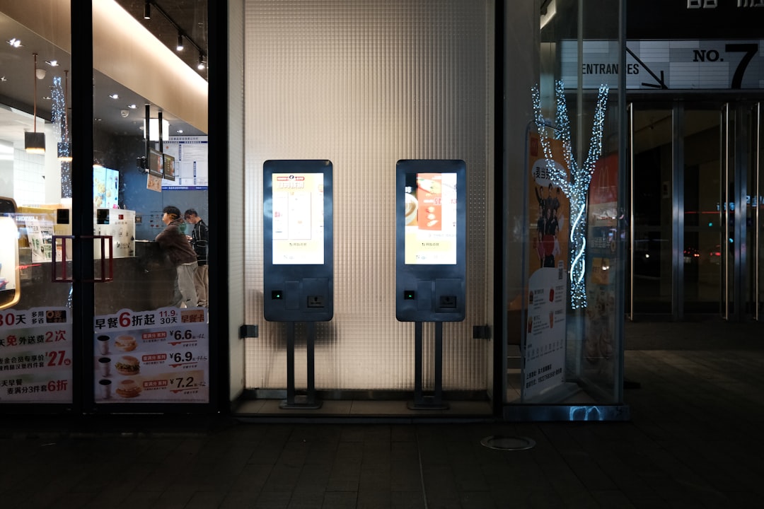 Photo micro retail campaign